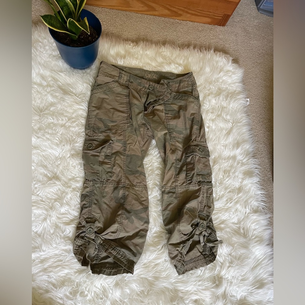 Hollister capris